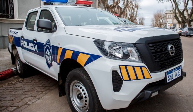 CAMIONETA POLICIAL