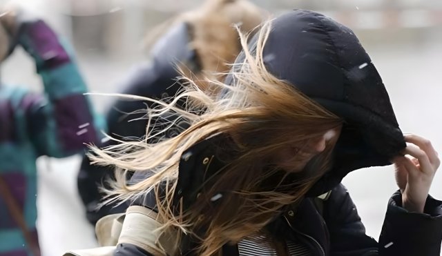 VIENTO FUERTE