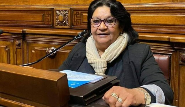 FUENTES GLORIA