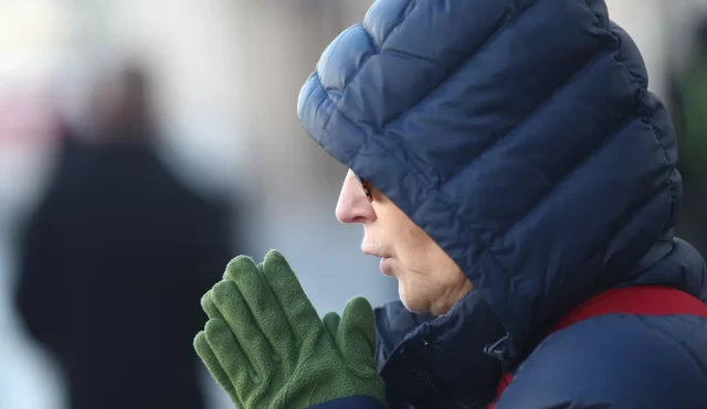 gente con frio