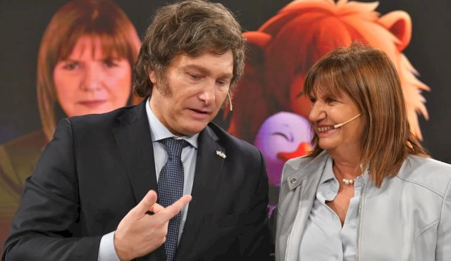 Bullrich Milei abrazo 1