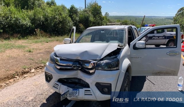 Camioneta y maquina