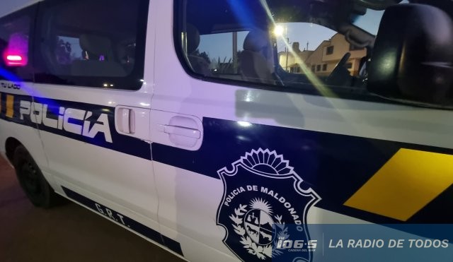 POLICÍA