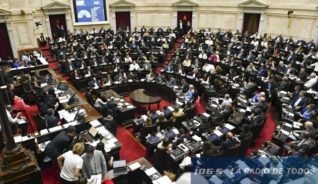 DIPUTADOS