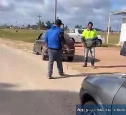 Pelea-aduana