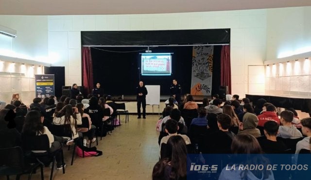 charla cyber acoso