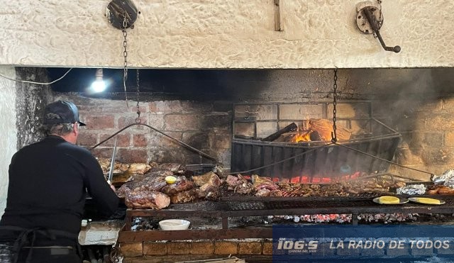 SARU-parrilla