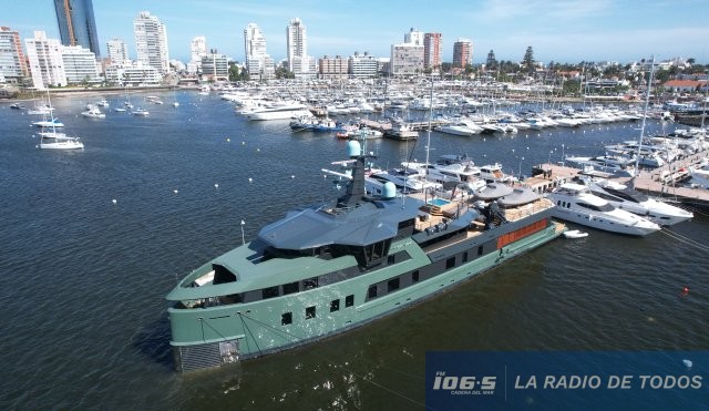 BARCO DE LUJO