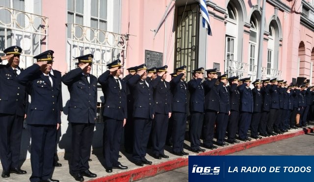 POLICIA