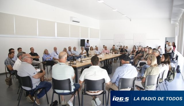 FIN DE REUNIONES DE GABINETE  8.12