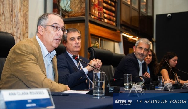 BECAS