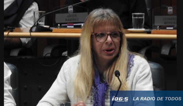 Andreína Sosa (FA): 