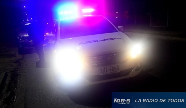 policia noche