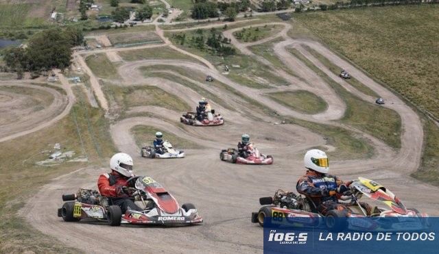Automovilismo (Maldonado): se disputa el Campeonato Nacional de Karting en tierra por primera vez.
