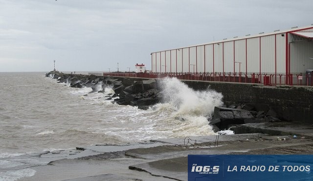 Montevideo: hallaron cuerpo de un hombre con pies atados en las inmediaciones de Escollera Sarandí.