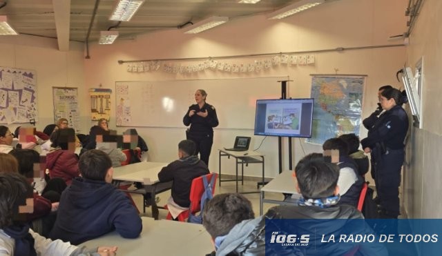 Escuela N° 112 (Maldonado): dictaron charlas preventivas sobre seguridad digital y ciudadana.