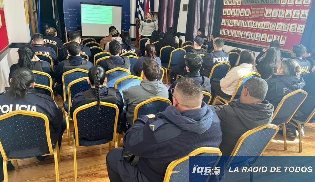 Salud mental (Maldonado): dictaron nuevo taller sobre prevención del suicidio para personal policial.