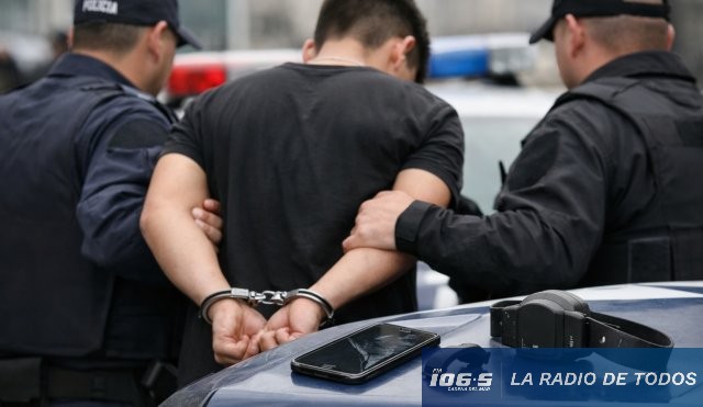 Maldonado: joven de 20 años fue condenado tras cortarse la tobillera electrónica y robar un celular.