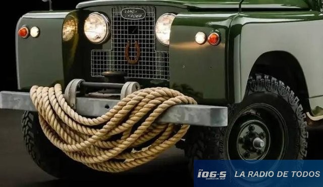 James Bond (Daniel Craig): vendieron su Land Rover por USD 56.000.