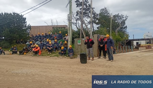 Conflicto en la construcción (zona Laguna Blanca): paro sorpresivo en la obra de The Colette.