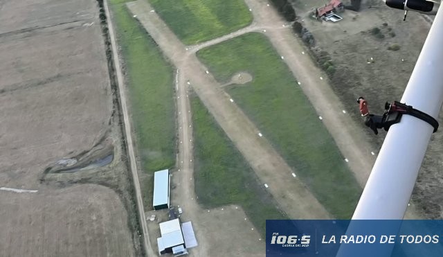 Guazuvirá (Canelones): dos aviones de pequeño porte habrían chocado durante maniobras aéreas y se reporta al menos un fallecido.
